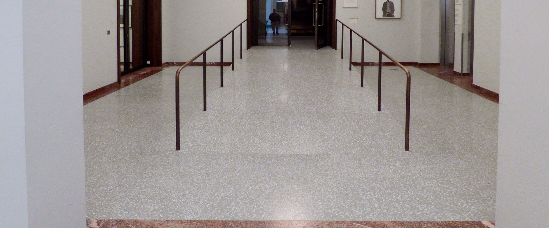 AGGLOTECH-progetto-royal-academy-slider-2 AGGLOTECH-progetto-royal-academy-slider-2