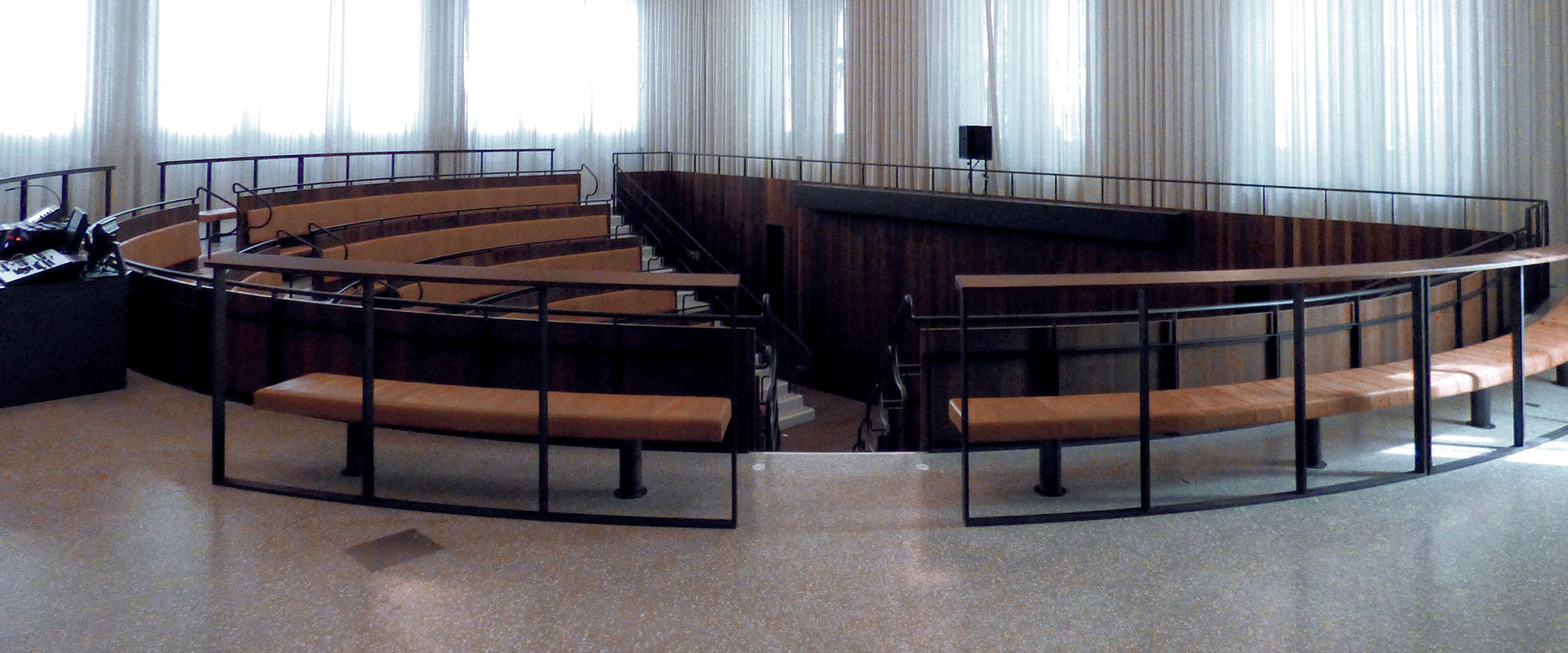 AGGLOTECH-progetto-royal-academy-slider-5 AGGLOTECH-progetto-royal-academy-slider-5