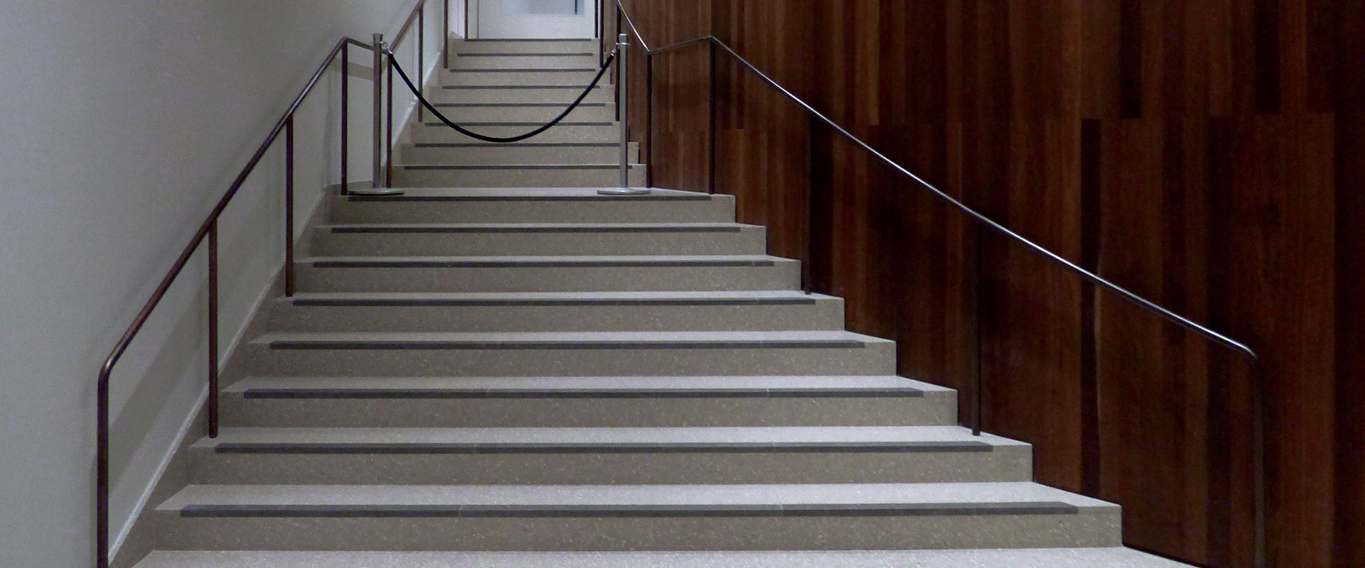 AGGLOTECH-progetto-royal-academy-slider-6 AGGLOTECH-progetto-royal-academy-slider-6